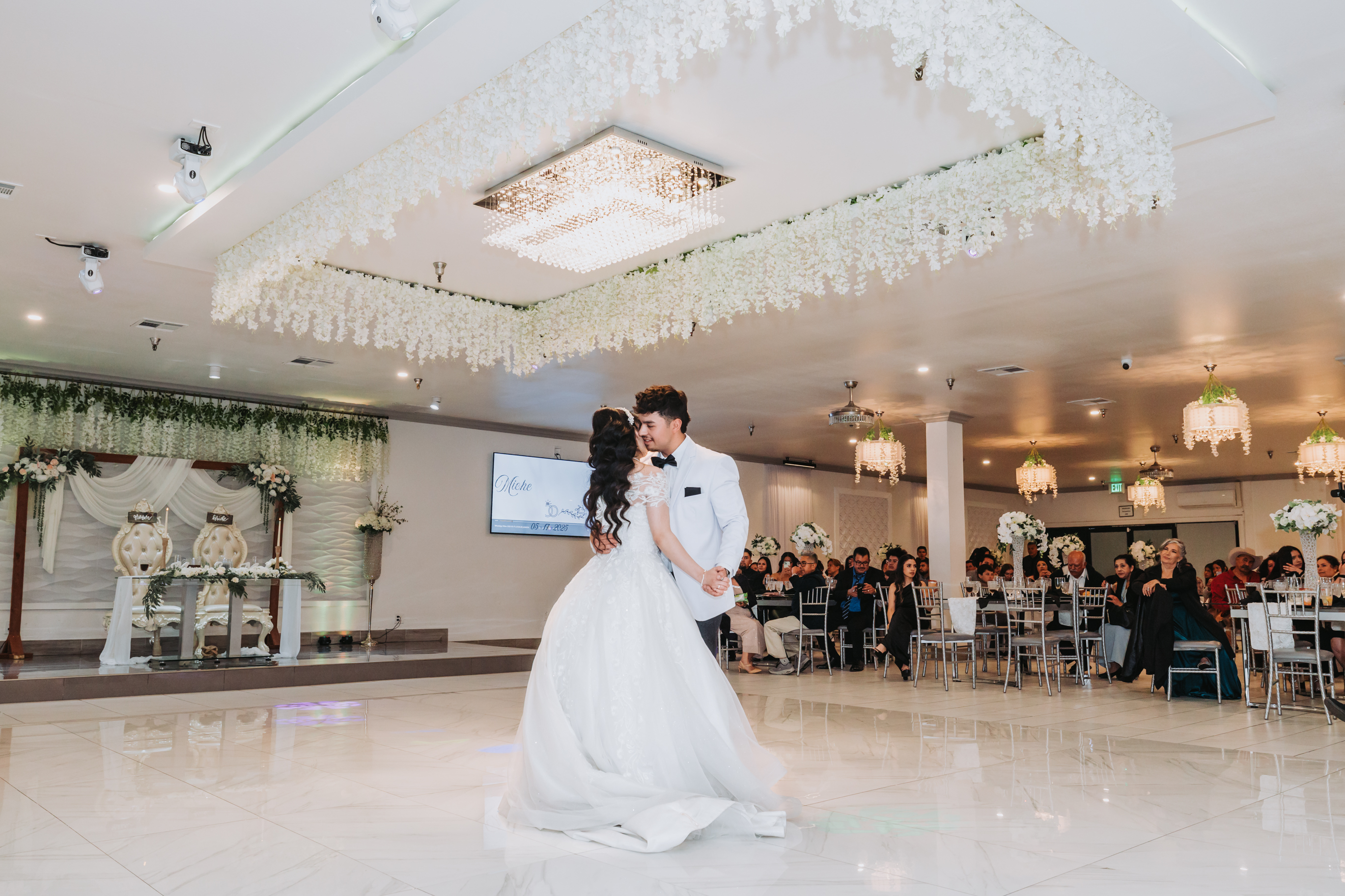 All-inclusive wedding and quinceañera pricing